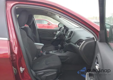 2019 Jeep Cherokee Latitude 4X4 z USA, uszkodzony, nr VIN 1C4PJMCB5KD386572